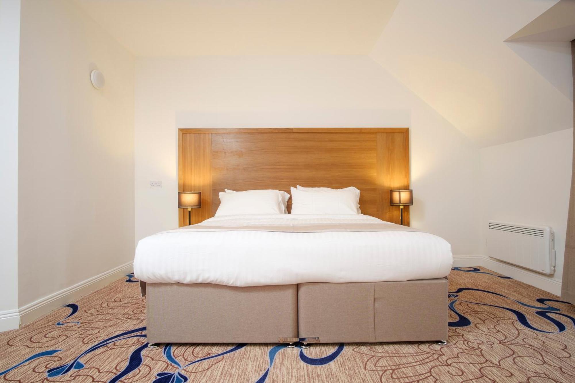 Kelpies Hotel Falkirk Esterno foto